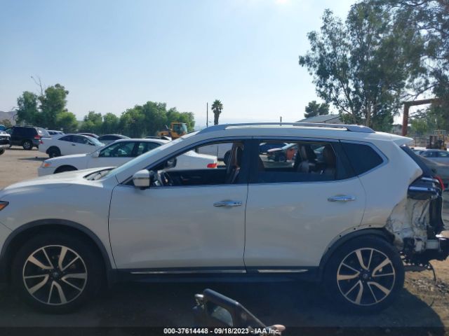 JN8AT2MT4HW399228 Nissan Rogue Sl