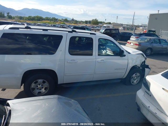 Chevrolet Suburban Lt 2014 1GNSKJE79ER224330 Image 13