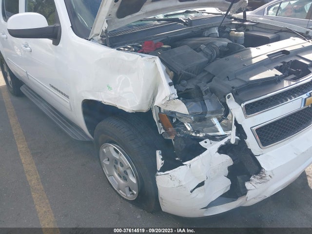 Chevrolet Suburban Lt 2014 1GNSKJE79ER224330 Image 6