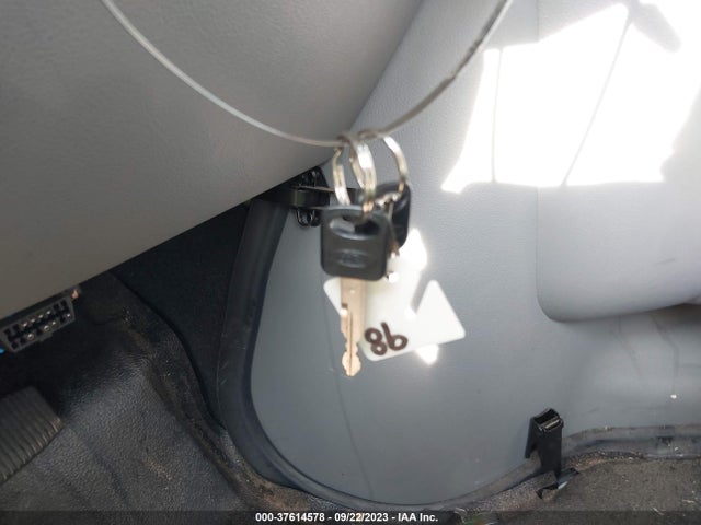 2019 Ford E-350, VIN: 1FDWE3F64KDC38496