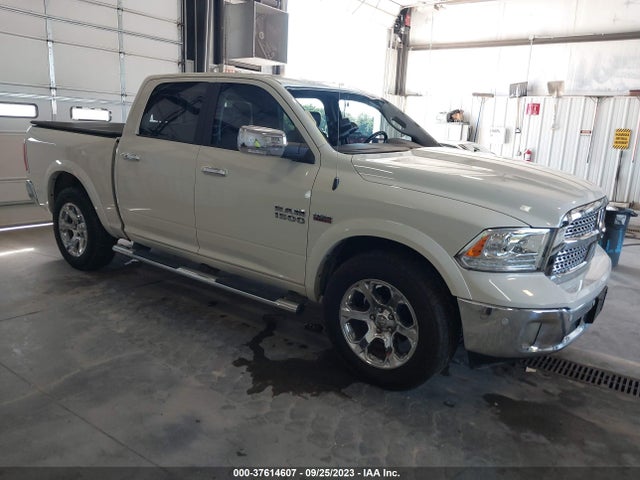 RAM 1500 Laramie 2017 1C6RR7NT2HS859090 zdjęcie główne