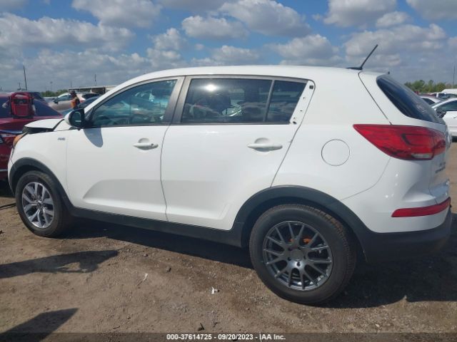 KNDPBCAC3F7774312 KIA Sportage Lx