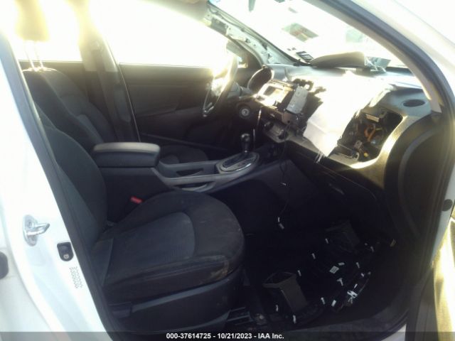 KNDPBCAC3F7774312 KIA Sportage Lx