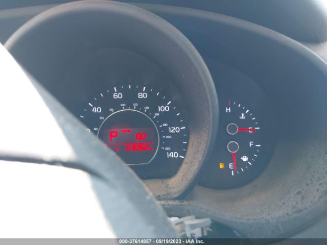 KNDJN2A2XE7041834 KIA Soul Base