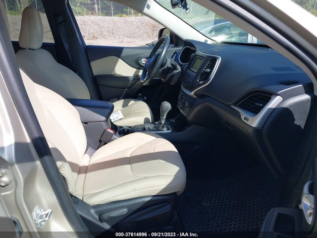 2015 JEEP CHEROKEE LATITUDE VIN: 1C4PJMCBXFW551655