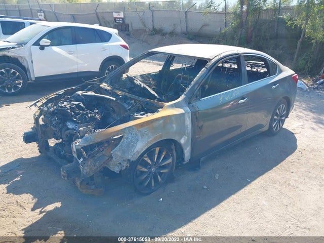 Nissan Altima 2.5 Sv 2017 1N4AL3AP7HC159140 Image 2