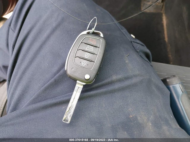 Hyundai TUCSON SE 2019 KM8J2CA46KU917307 Image 11