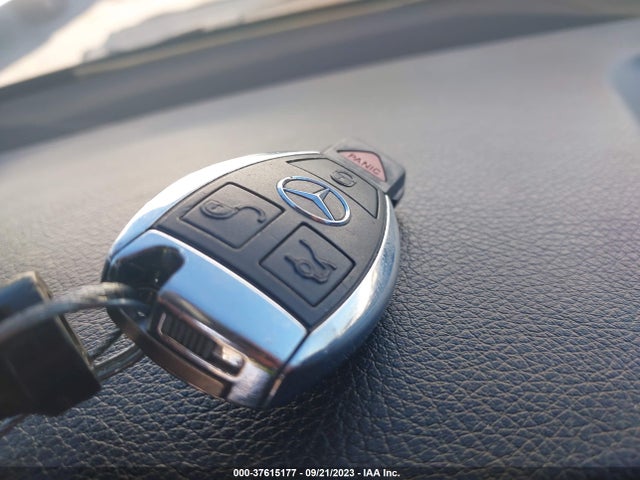2013 MERCEDES-BENZ C-CLASS C 250 VIN: WDDGJ4HB4DG080558