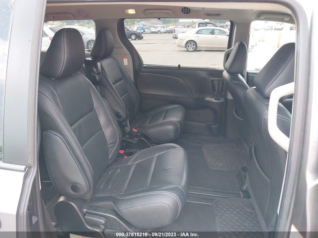 Toyota SIENNA SE 2015 5TDXK3DC9FS644360 Image 8