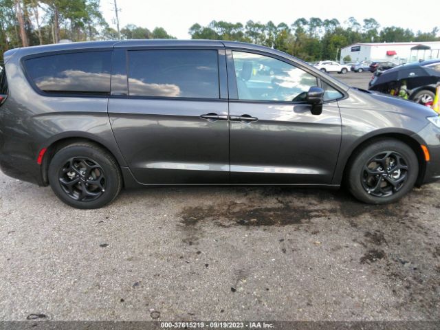 2C4RC1L74NR173739 Chrysler Pacifica Hybrid Touring L