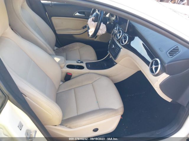 2015 MERCEDES-BENZ CLA 250 WDDSJ4GB1FN197296 Photo 4