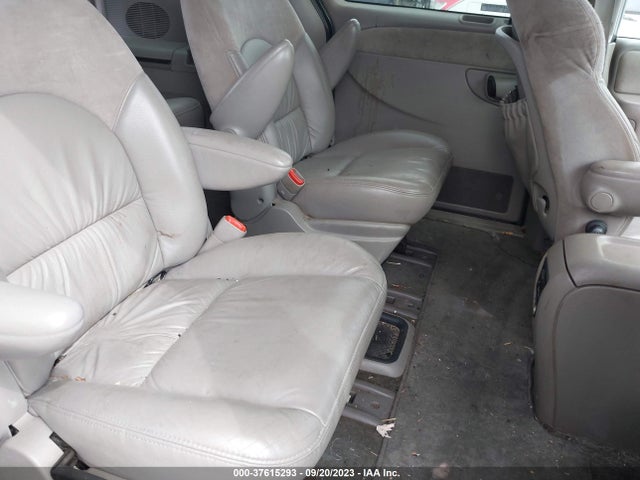 2001 CHRYSLER TOWN & COUNTRY LIMITED VIN: 2C8GP64L71R175756