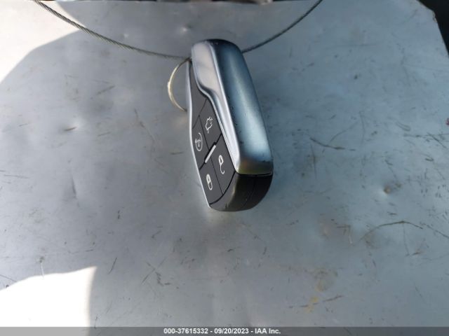 2022 MASERATI LEVANTE ZN661YUS1NX382036 Photo 10