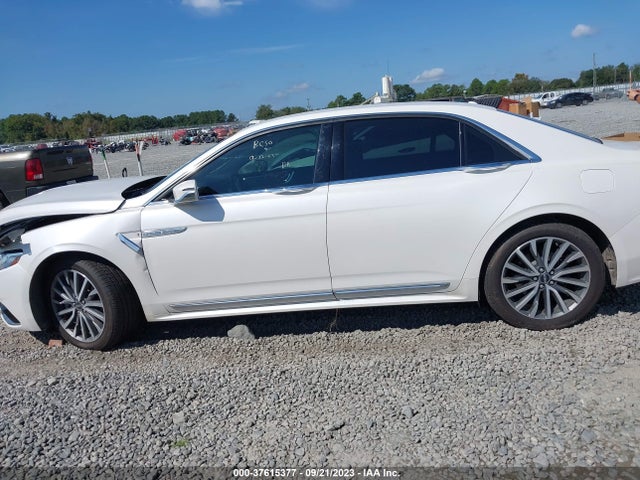 Lincoln Continental Select 2017 1LN6L9SK4H5602205 Image 14