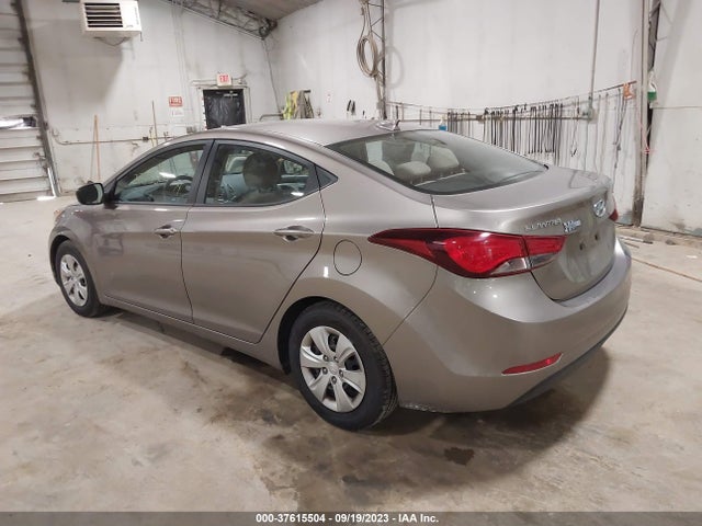 2016 HYUNDAI ELANTRA SE VIN: 5NPDH4AE7GH721344