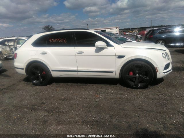 SJAAM2ZV5KC024946 Bentley Bentayga V8