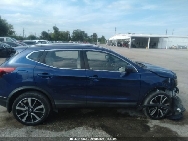 JN1BJ1CPXJW100600 Nissan Rogue Sport Sl