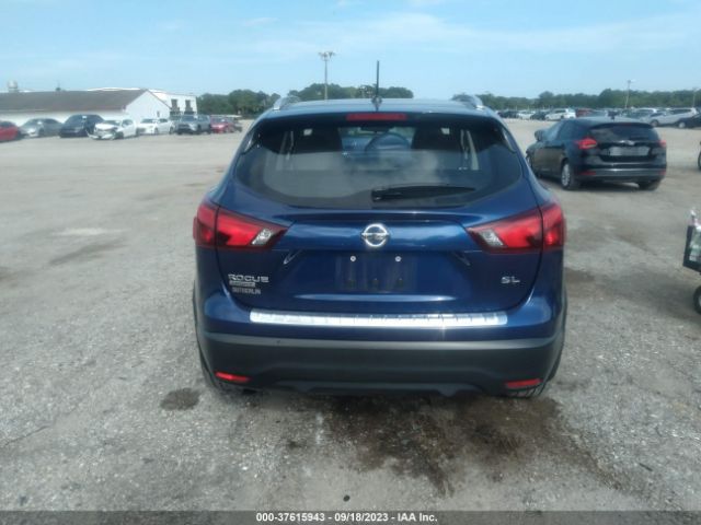 JN1BJ1CPXJW100600 Nissan Rogue Sport Sl
