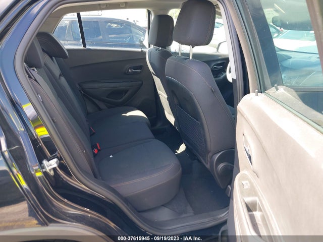 Chevrolet TRAX LS 2017 3GNCJKSB8HL224322 Image 8