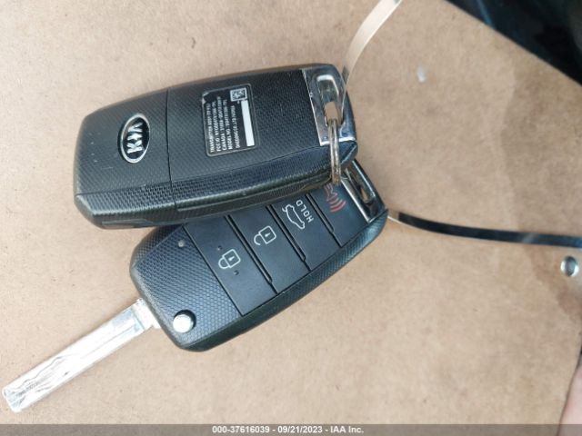 KNAGM4A71F5635808 KIA Optima Lx