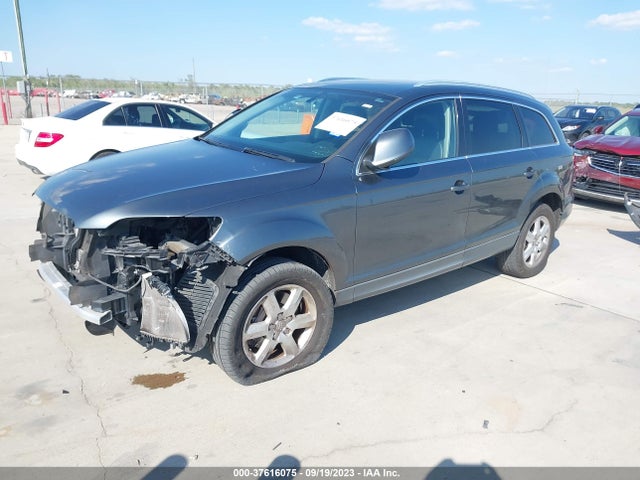 Audi Q7 3.0t Premium 2014 WA1CGAFE2ED011562 Image 2