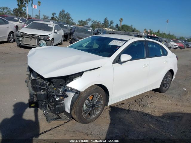 3KPF24AD8PE617550 KIA Forte Lxs