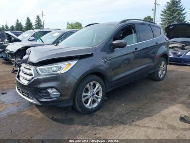 1FMCU9GD1HUC38003 Ford ESCAPE SE