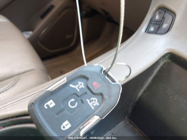 1GKS1HKC5FR269342 GMC Yukon Xl Slt