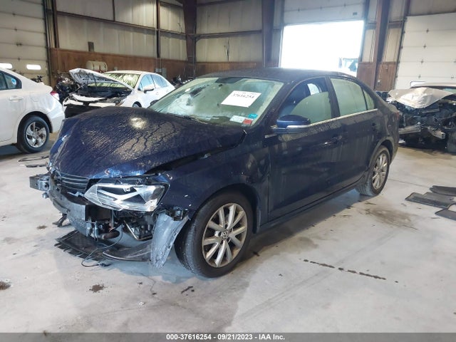 2013 VOLKSWAGEN JETTA SEDAN SE W/CONVENIENCE/SUNROOF VIN: 3VWDP7AJ1DM407645