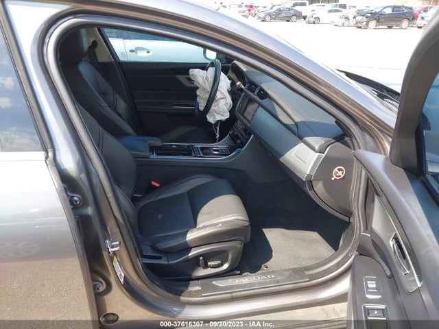 2016 JAGUAR XF SAJBD4BV4GCY21058 Photo 4