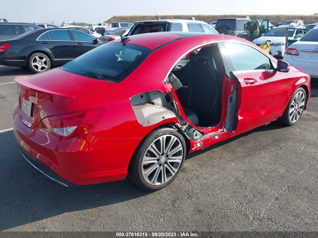 WDDSJ4EB2HN398968 Mercedes-Benz CLA 250