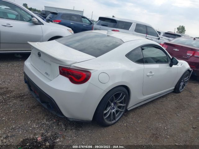 JF1ZNAA11F9708290 Scion FR-S