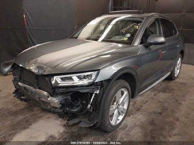 WA1BNAFY1K2098275 Audi Q5 45 Premium