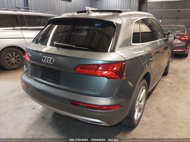 WA1BNAFY1K2098275 Audi Q5 45 Premium