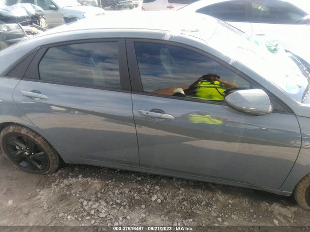 Hyundai ELANTRA SEL 2022 KMHLM4AG7NU330041 Image 13