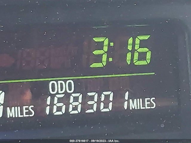 Toyota Prius V Two/three/five 2014 JTDZN3EU8EJ012145 Image 16