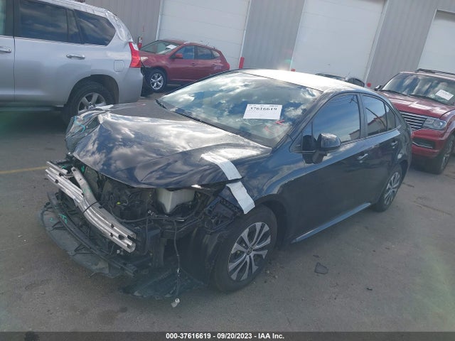 Toyota Corolla Hybrid Le 2022 JTDEAMDE0NJ059308 Image 2