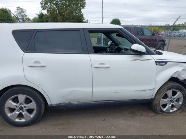 KNDJN2A24H7458077 KIA Soul Base