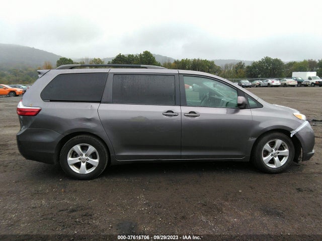 Toyota SIENNA LE 2015 5TDKK3DC0FS624850 Image 13