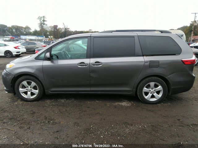 Toyota SIENNA LE 2015 5TDKK3DC0FS624850 Image 14