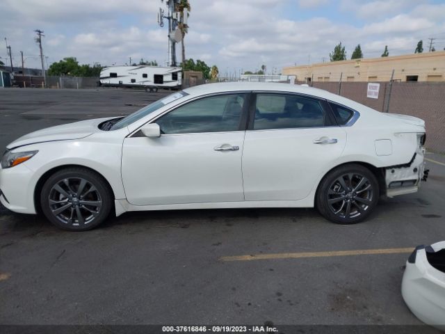 1N4AL3AP2JC227799 Nissan Altima 2.5 Sr