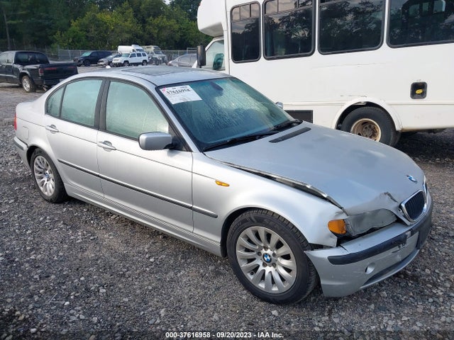 2004 BMW 3 SERIES WBAEV33434KR27766 Photo 0