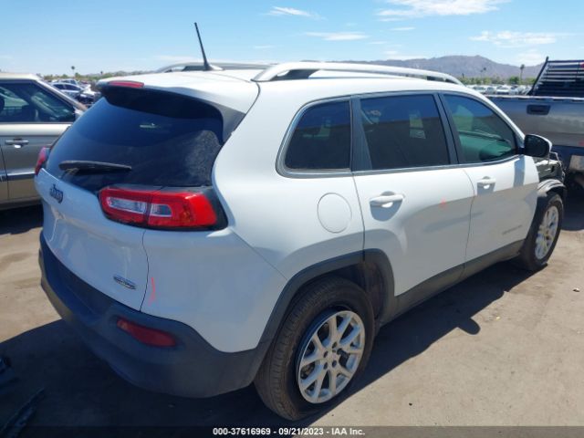 1C4PJLCB4GW230464 Jeep Cherokee Latitude