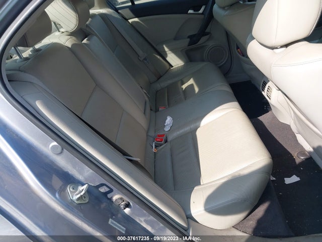 2011 ACURA TSX VIN: JH4CU2F61BC001585