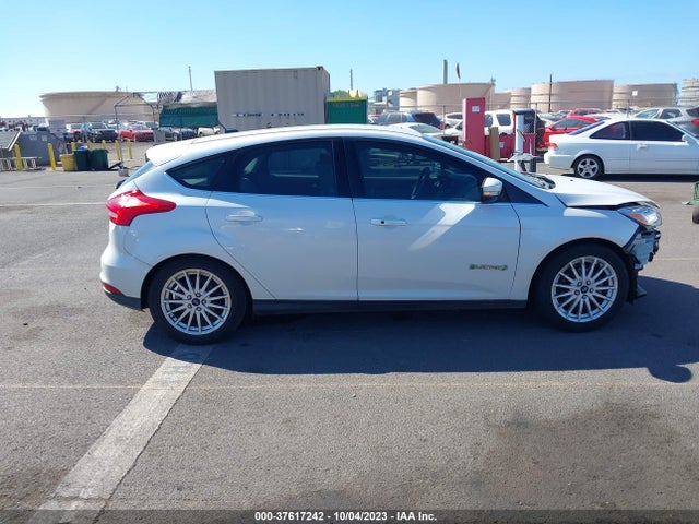 2015 FORD FOCUS ELECTRIC VIN: 1FADP3R4XFL221980