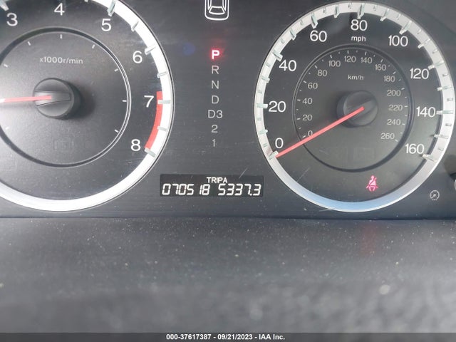 2011 HONDA ACCORD SDN EX VIN: 1HGCP3F74BA022967
