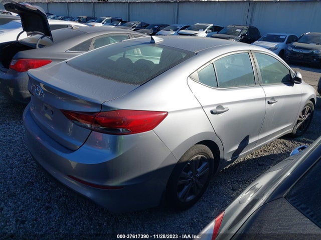 2017 HYUNDAI ELANTRA SE VIN: 5NPD84LF7HH195630