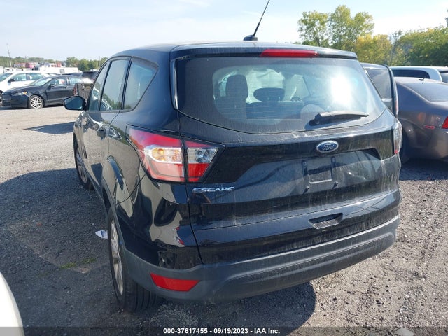 2018 FORD ESCAPE S VIN: 1FMCU0F77JUC55630
