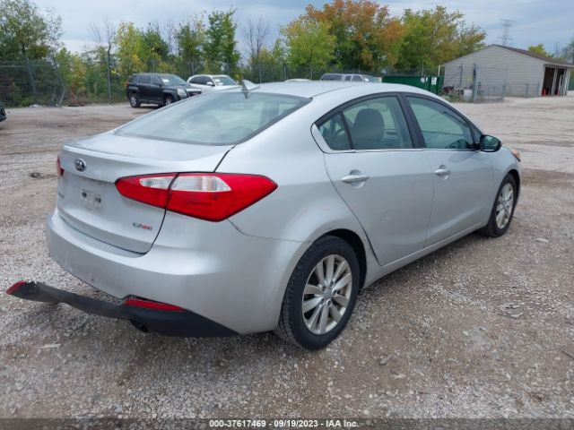 KNAFX4A86F5328145 KIA FORTE EX