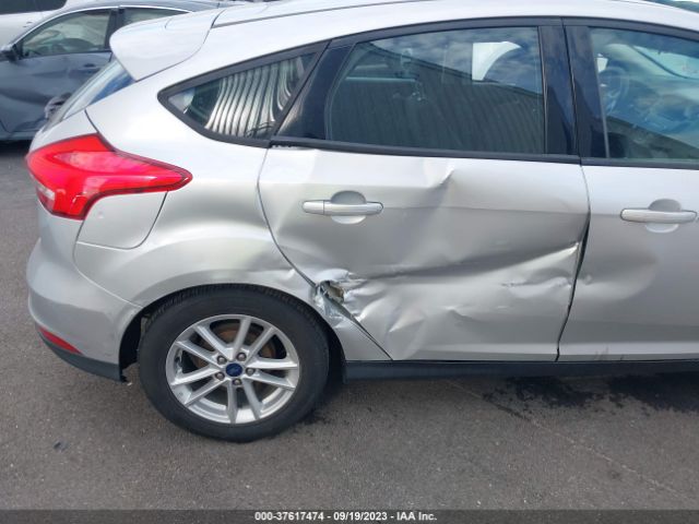 1FADP3K27GL351757 Ford FOCUS SE